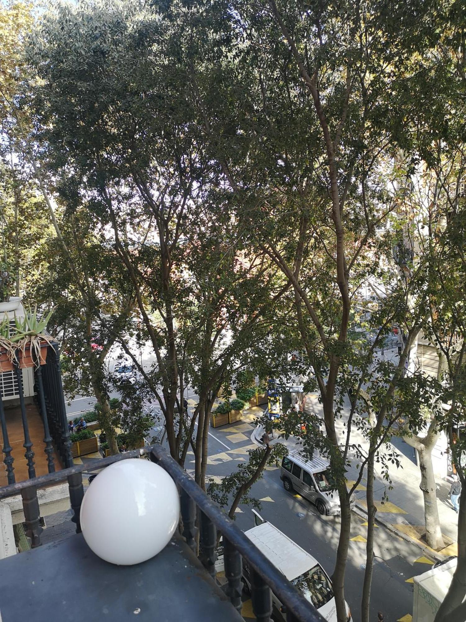 Aparteasy - Family Sant Antoni Apt. Барселона Екстериор снимка